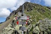 53 Per Cima di Val Pianella di qui labile, ripido  tracciolino...